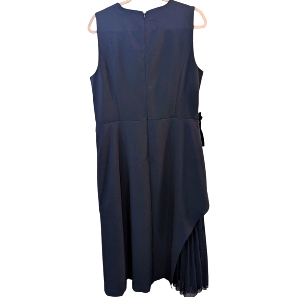 Kay Unger's Petra tea-length Navy Dress... Size 16 - Picture 5 of 10
